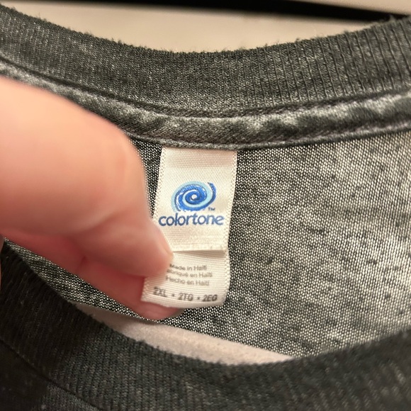 Acid Wash Heart Graphic Tee - Picture 3 of 3